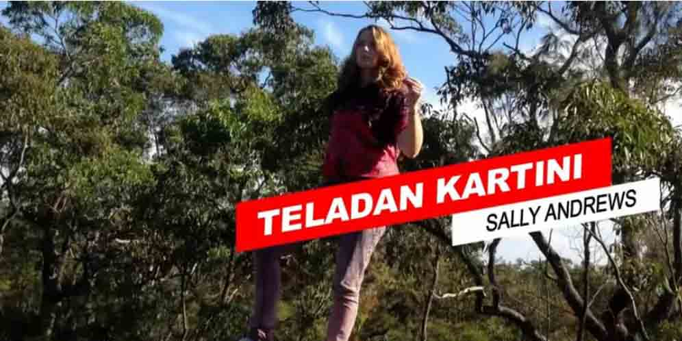 Cewek Bule Australia Bikin Lagu Kartini thumbnail